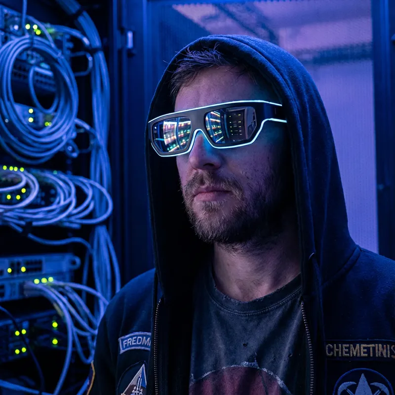 Cyber-Specter 2.0 als Mensch